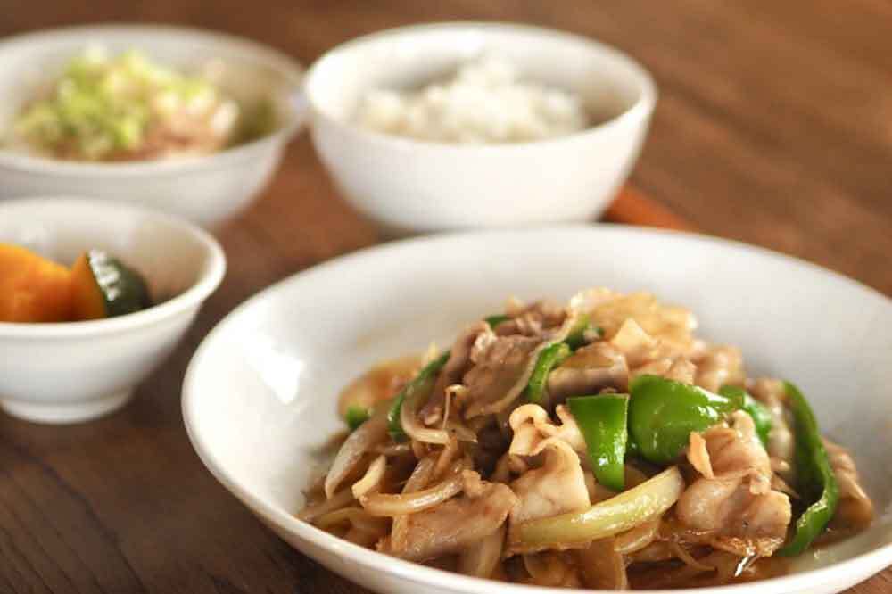 栄養バランスのとれた食事 一汁三菜